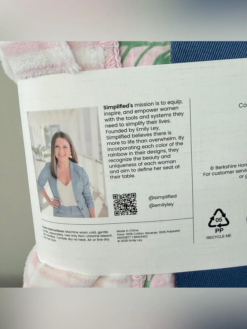 Simplified Artist Collection Cotton Gauze Plush Throw Blanket 60x70 Floral Pink